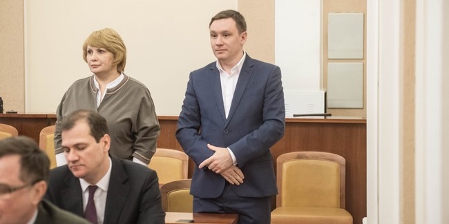 Назначены два новых заместителя министра в минобразования омской области