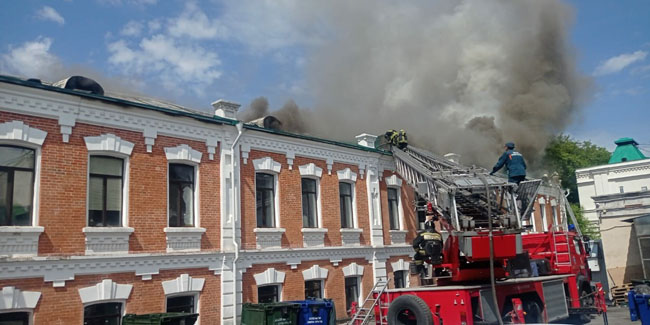 Названа причина масштабного пожара в ресторане «Хочу Пури» в центре Омска