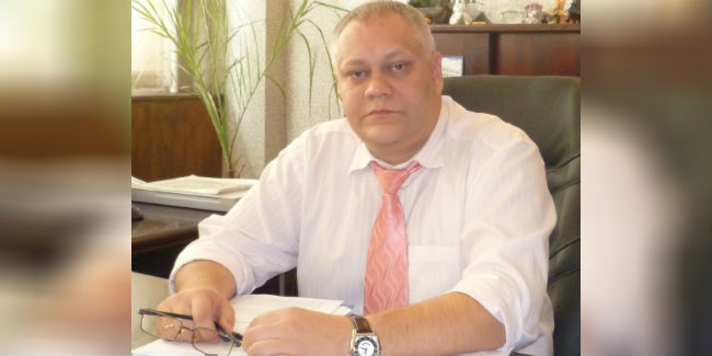 Александр лавренов: «если запах этилмеркаптана ощущается сразу в нескольких районах омска, значит, он имеет не один источник»