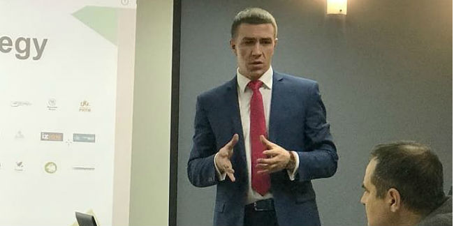 Шестым соискателем кресла губернатора стал антон дрязгов