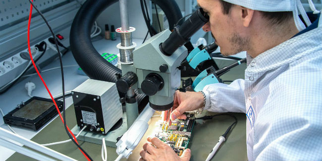 Омский научный центр СО РАН учредит институт радиофизики и физической ...