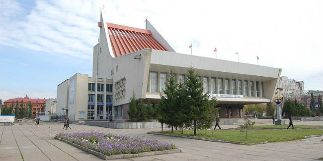 В омском музыкальном театре перед открытием сезона обновили творческий коллектив