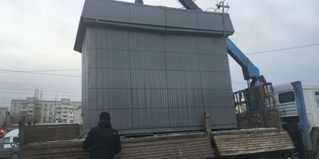 В омске продолжают сносить киоски