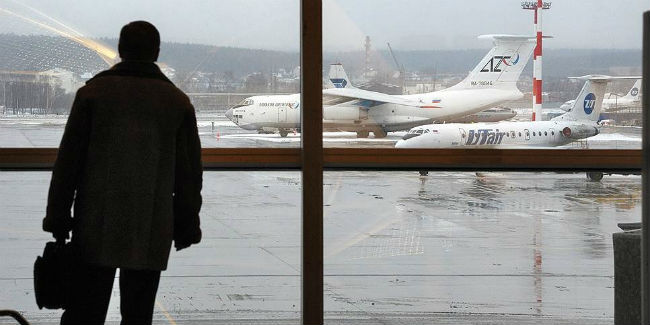Судебные приставы не выпустят за границу троих омских депутатов