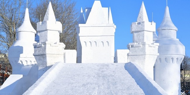 Омский нпз подарит омичам на новый год снежный городок
