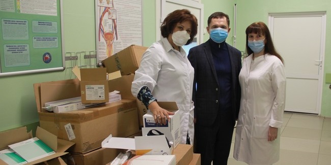 Депутат регионального парламента, общественник Степан БОНКОВСКИЙ оказал поддержу больнице, лечащей пациентов с коронавирусом