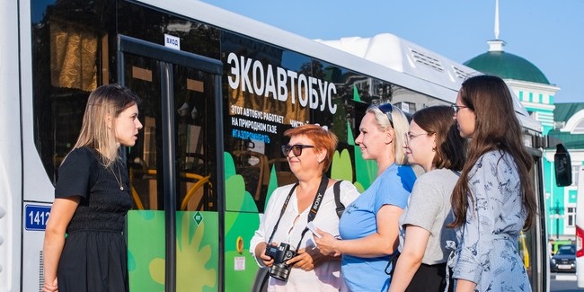 Омский НПЗ поддерживает внедрение экологически чистого городского транспорта