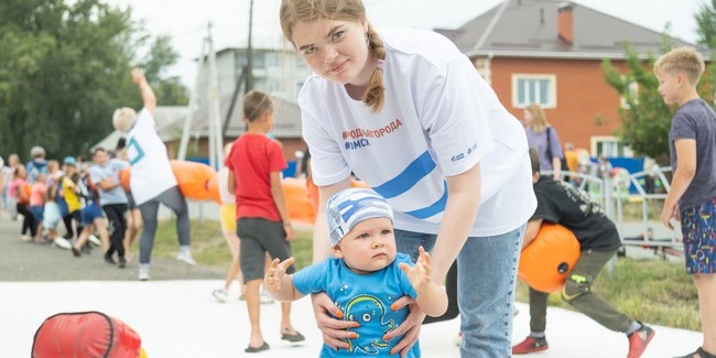 Омский НПЗ реализовал в поселке Береговой проект для детей и молодежи