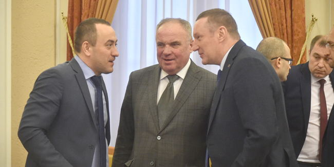 Со строительством водопровода в селе октябрьском горьковского района опять возникли сложности