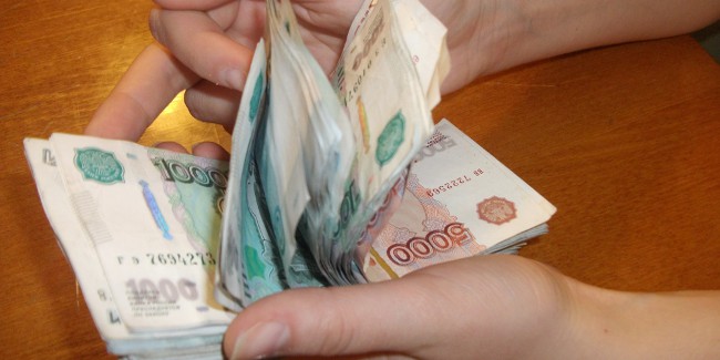 В омске отмечен рост зарплат на 13%