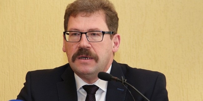 Попова предлагают вернуть на пост перзама омского министра здравоохранения