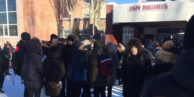 Полиция прокомментировала вчерашние массовые эвакуации в Омске