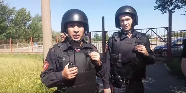 В конфликт застройщика и энтузиастов автоспорта на омском картодроме вмешались вооружённые росгвардейцы