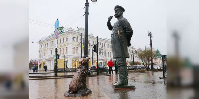На любинском проспекте омска появился памятник собаке