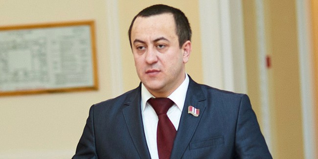 Правительство омской области назначит трёх замов министру каракозу