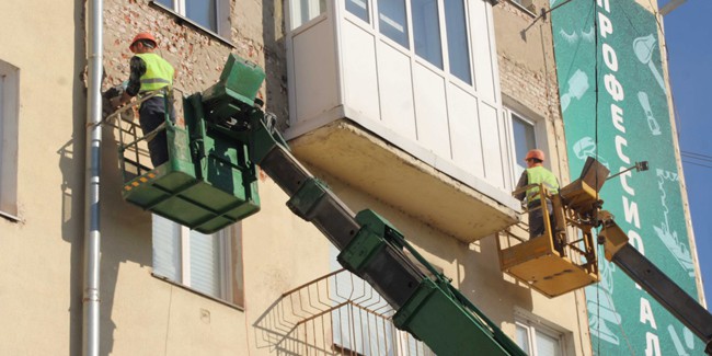 Самой высокооплачиваемой отраслью в омской области оказалось строительство