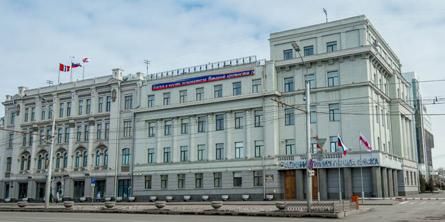 Преемнику масана в мэрии омска готовы платить до 123 тысяч в месяц