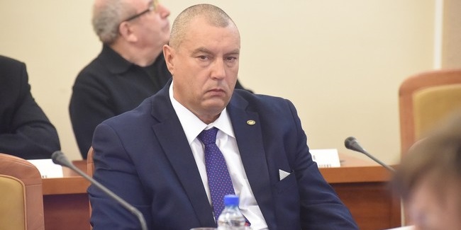 Экс-мэр омска двораковский рассказал, почему его бывший зам фролов возглавил «электрический транспорт»