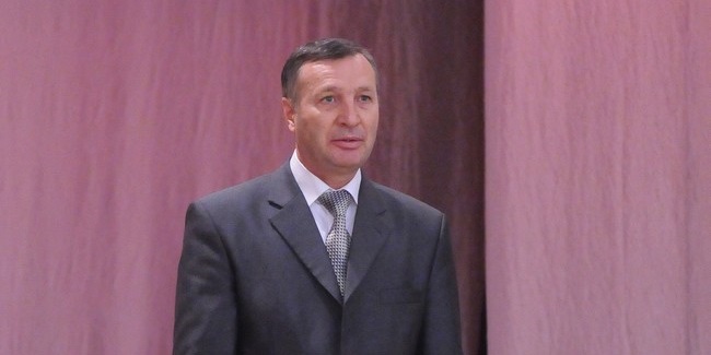 Провинившийся глава района в омской области добровольно ушёл в отставку