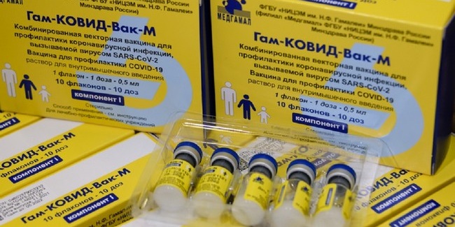 В Омске начнут прививать от коронавируса подростков – но только в присутствии родителей