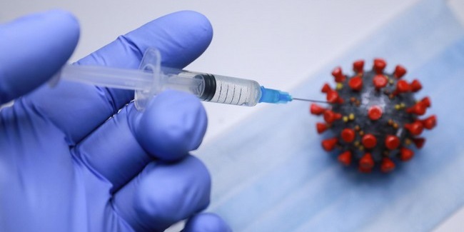 Полный курс вакцинации от коронавируса прошли 890 тысяч жителей Омской области
