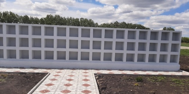 Частный мемориальный комплекс открыл в Омске колумбарий