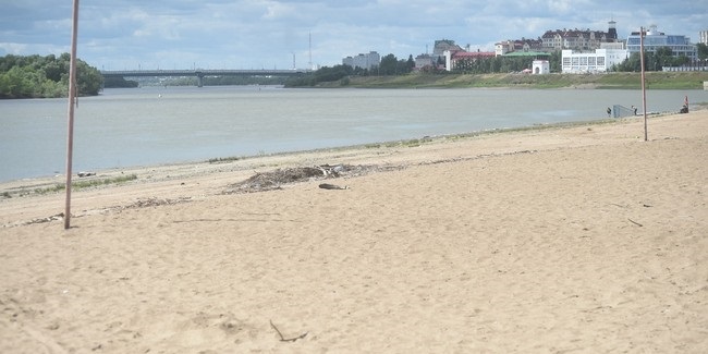 Роспотребнадзор обнаружил антисанитарию на всех пляжах Омска