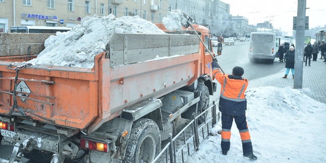 Штормовое предупреждение: в Омской области ожидаются гололедица и снежные заносы