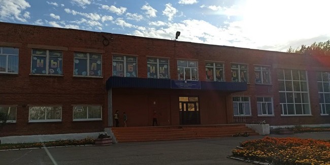ИП уличили в антисанитарии при организации питания в одной из школ Омска