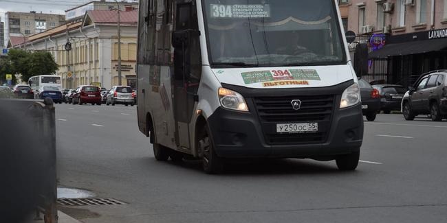 За проезд по старым схемам через центр Омска водителей маршруток и перевозчиков будут штрафовать