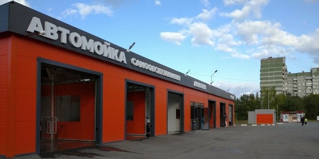Власти Омска будут добиваться сноса автомойки, которая по документам оформлена как гараж