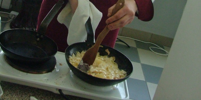 Роспотребнадзор назвал долю блюд сомнительного качества в школьных столовых Омской области