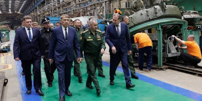 Министр обороны РФ Сергей ШОЙГУ посетил Омск
