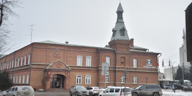 Историческое здание Омского горсовета нуждается в ремонте
