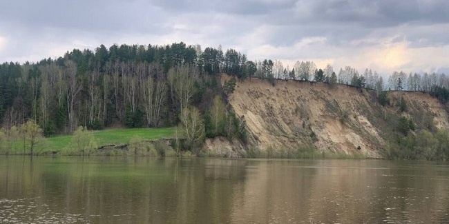 Вода в Усть-Ишимском районе Омской области пошла на спад