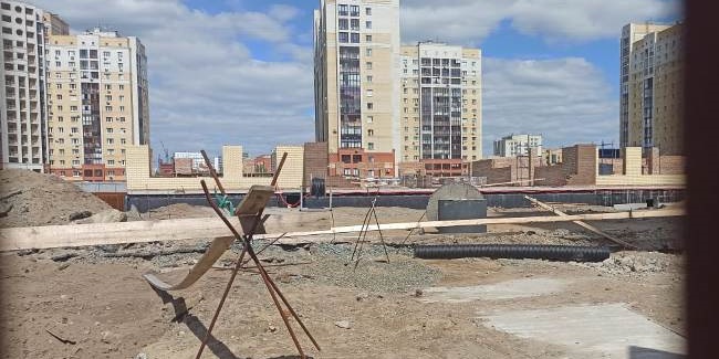 Школу в омском микрорайоне «Серебряный берег» достроит подрядчик из Ингушетии