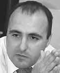 Виталий молотков, директор омского отделения зао «мобиком — новосибирск»: «в 2008 году мы проведем в омске тестовые звонки в стандарте 3g»