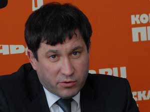 Константин марченко избавился от приставки и. О.
