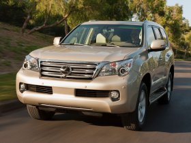 У валентина мингалева угнали «lexus gx 460»
