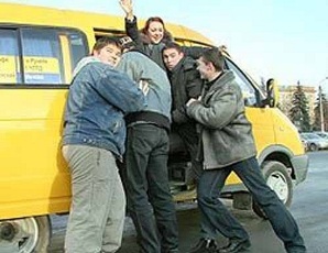 Омичам разъяснили, как получить компенсацию за травму в автобусе или маршрутке