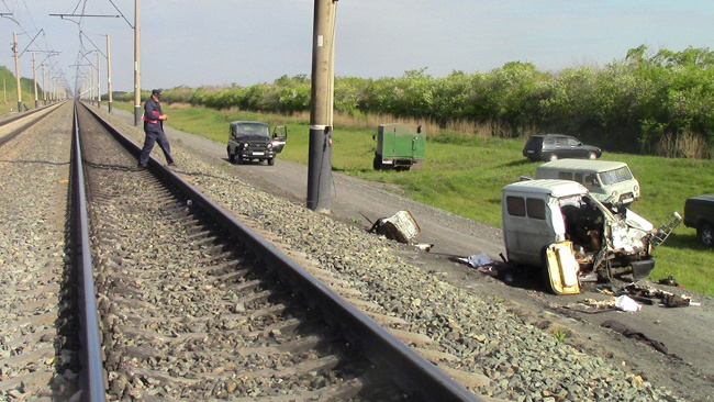ДТП на железнодорожном переезде в Таврическом районе Омской области